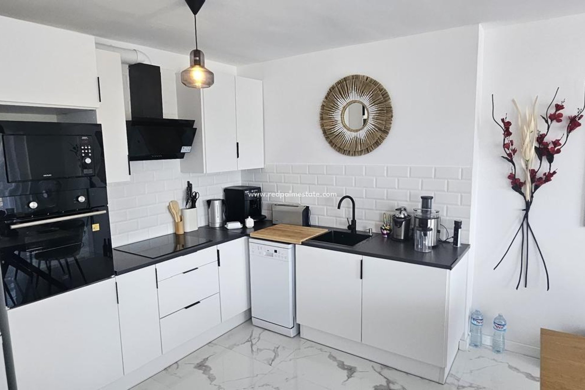 Resale - Apartments -
Orihuela Costa - Punta prima