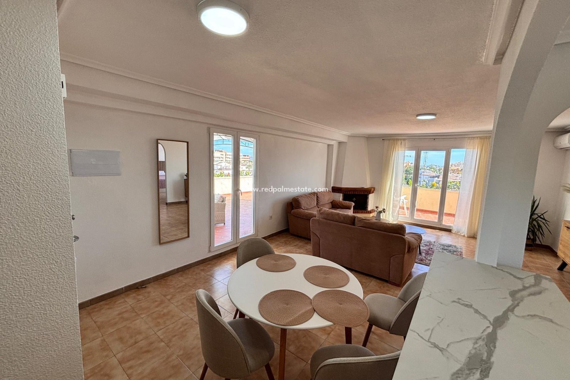 Resale - Apartments -
Orihuela Costa - Punta prima