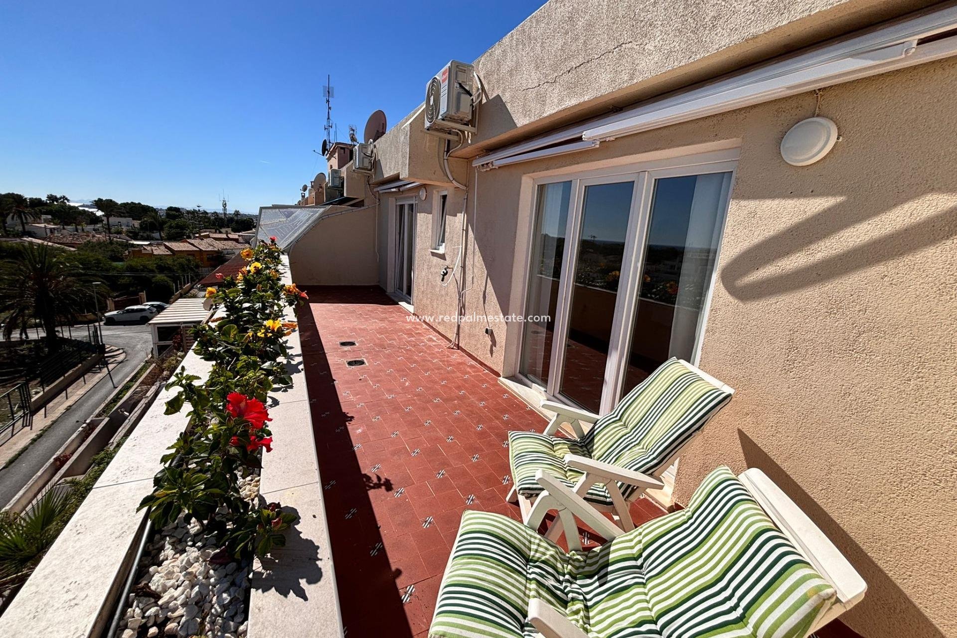 Resale - Apartments -
Orihuela Costa - Punta prima