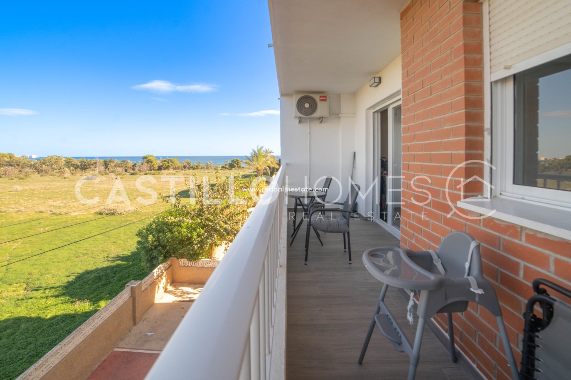 Resale - Apartments -
Orihuela Costa - Punta prima