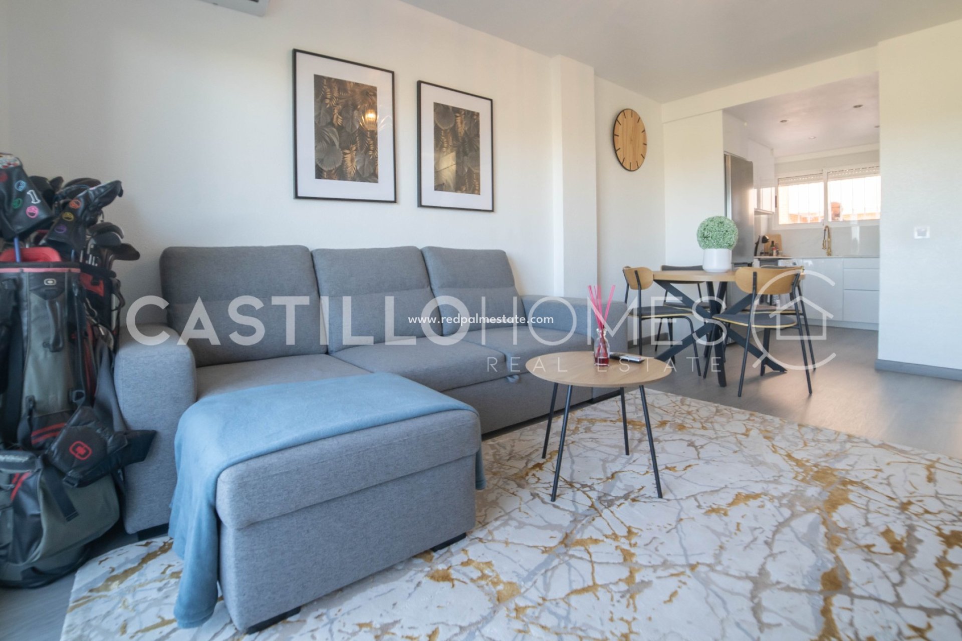 Resale - Apartments -
Orihuela Costa - Punta prima