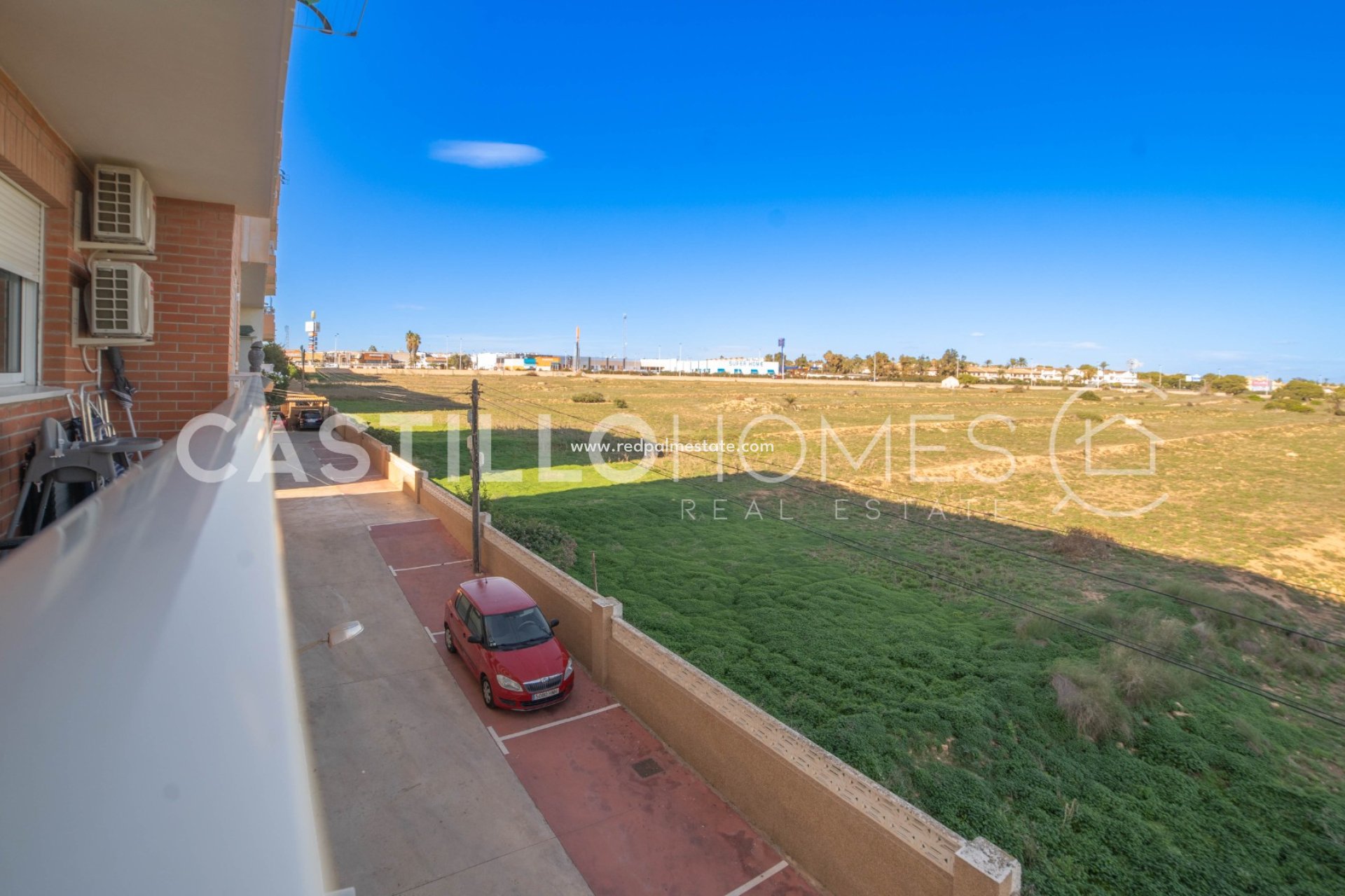 Resale - Apartments -
Orihuela Costa - Punta prima