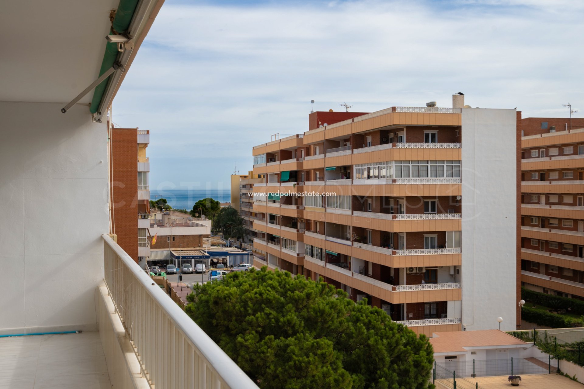 Resale - Apartments -
Orihuela Costa - Punta prima