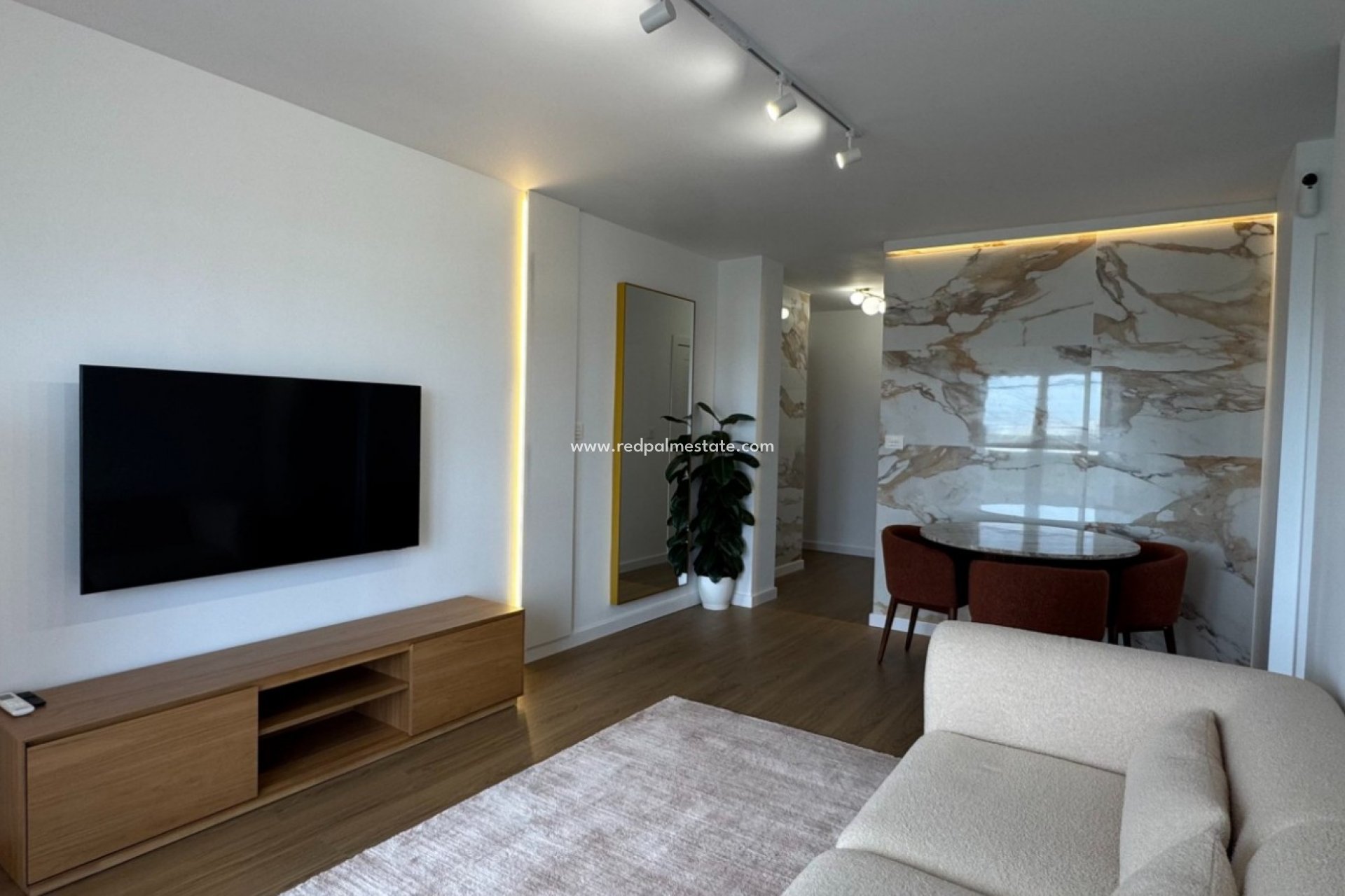 Resale - Apartments -
Orihuela Costa - Punta prima