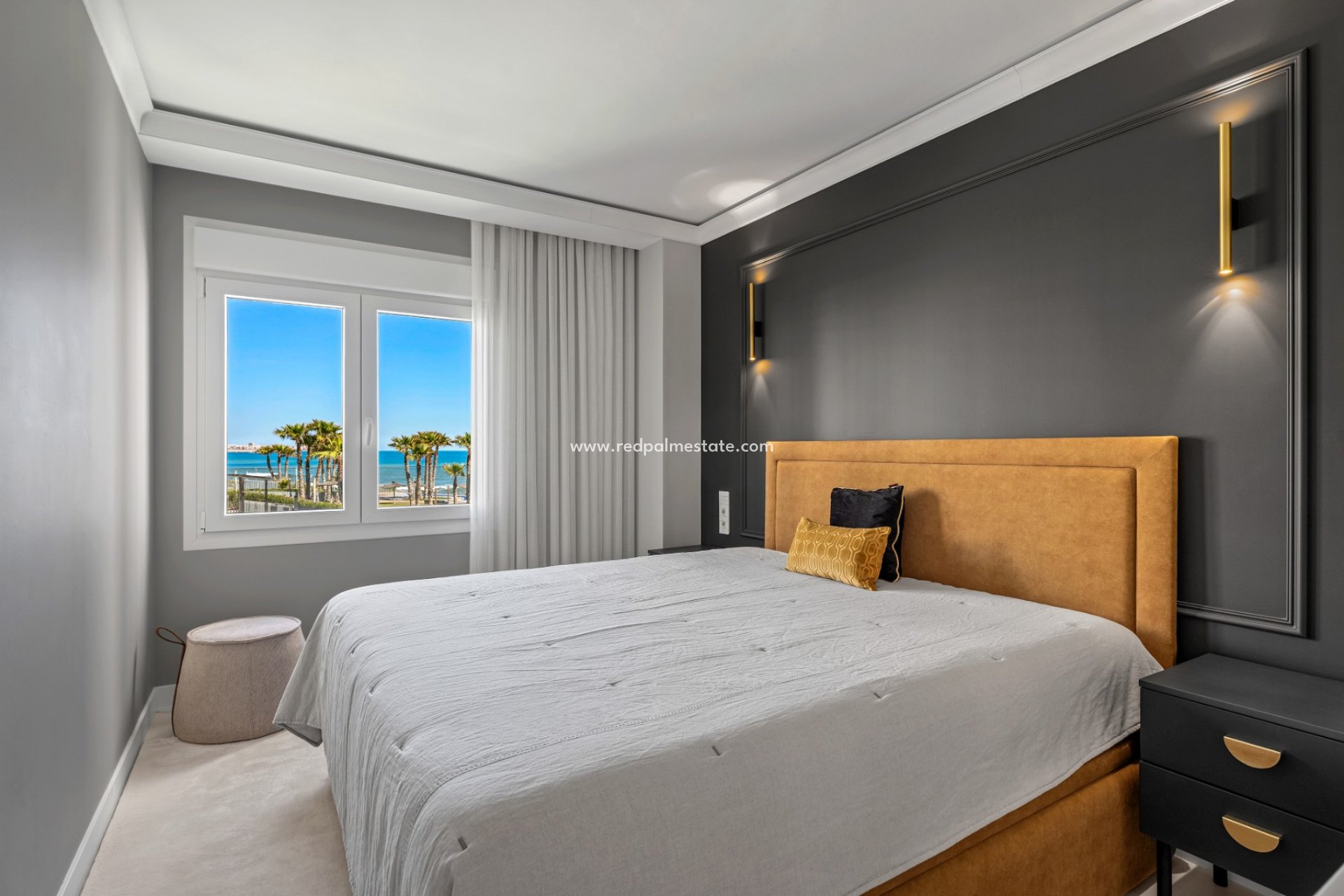 Resale - Apartments -
Orihuela Costa - Punta prima