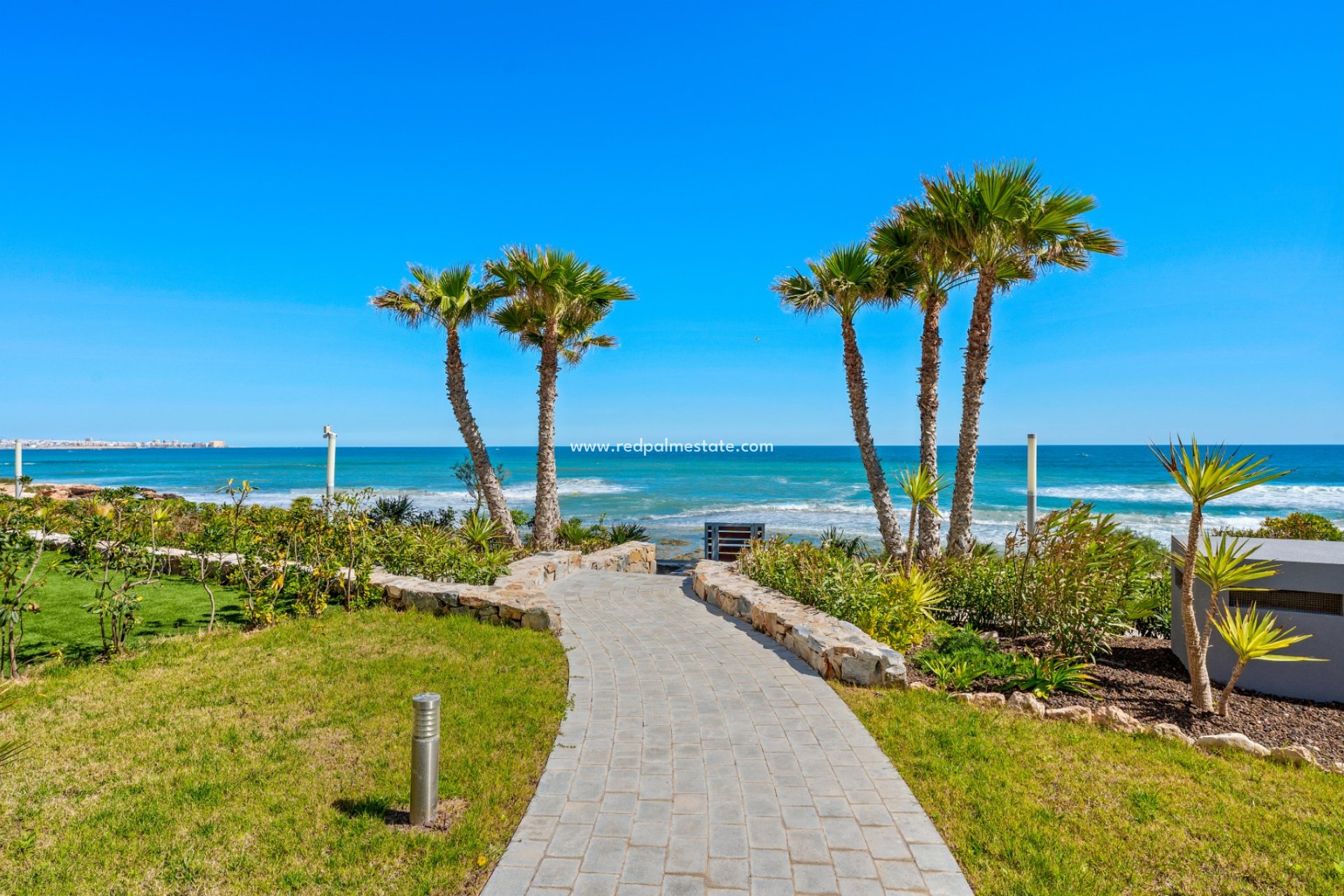 Resale - Apartments -
Orihuela Costa - Punta prima