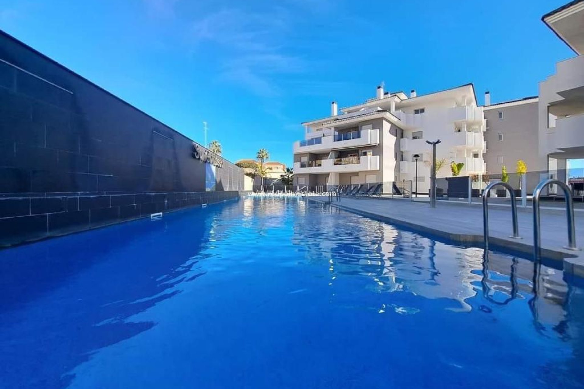 Resale - Apartments -
Orihuela Costa - Villamartín