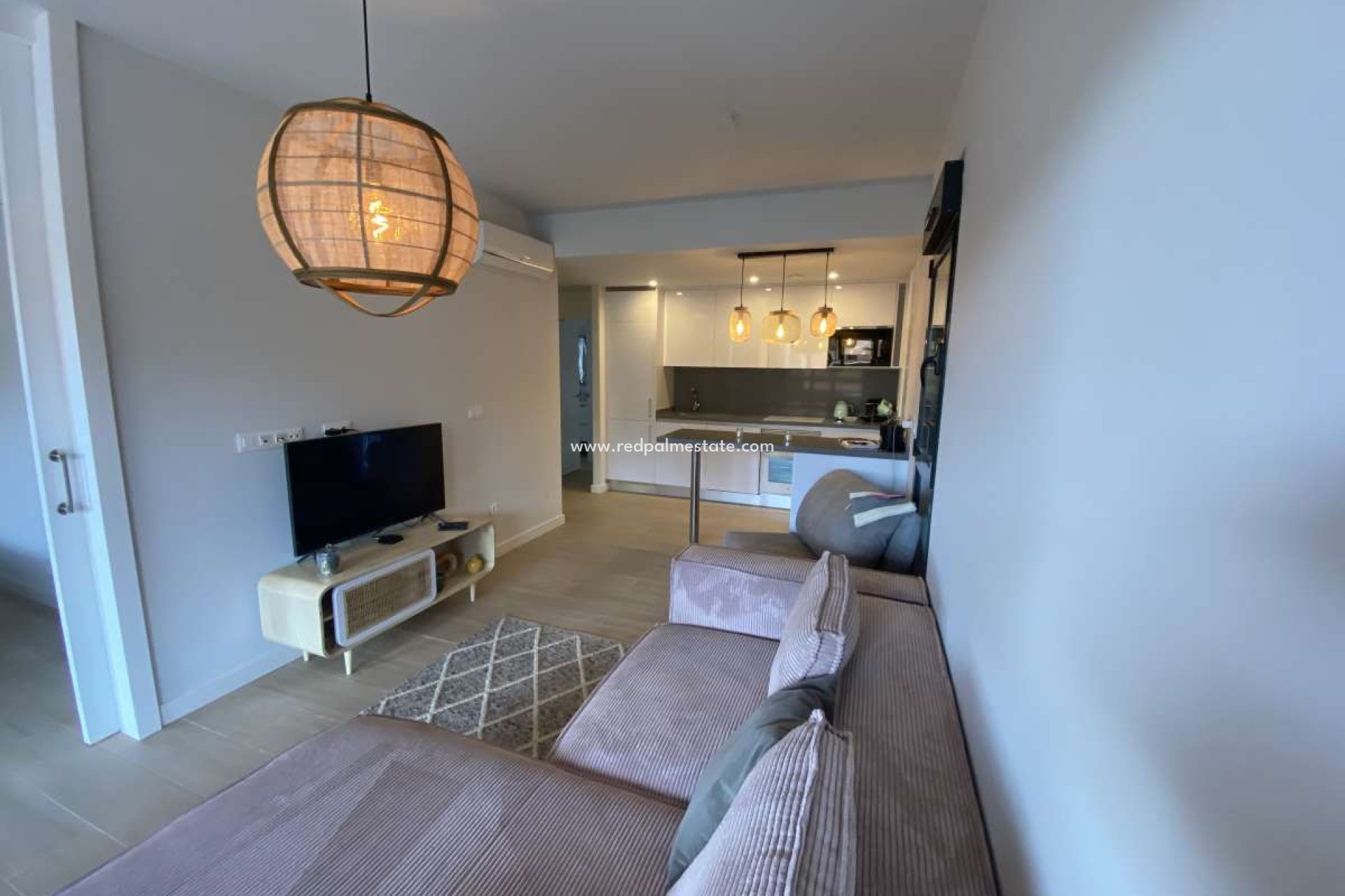 Resale - Apartments -
Orihuela Costa - Villamartín