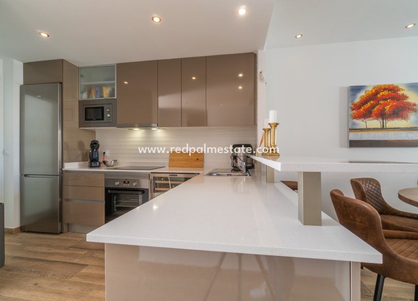 Resale - Apartments -
Orihuela Costa - Villamartín