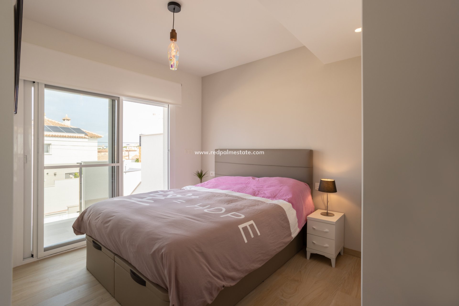 Resale - Apartments -
Orihuela Costa - Villamartín