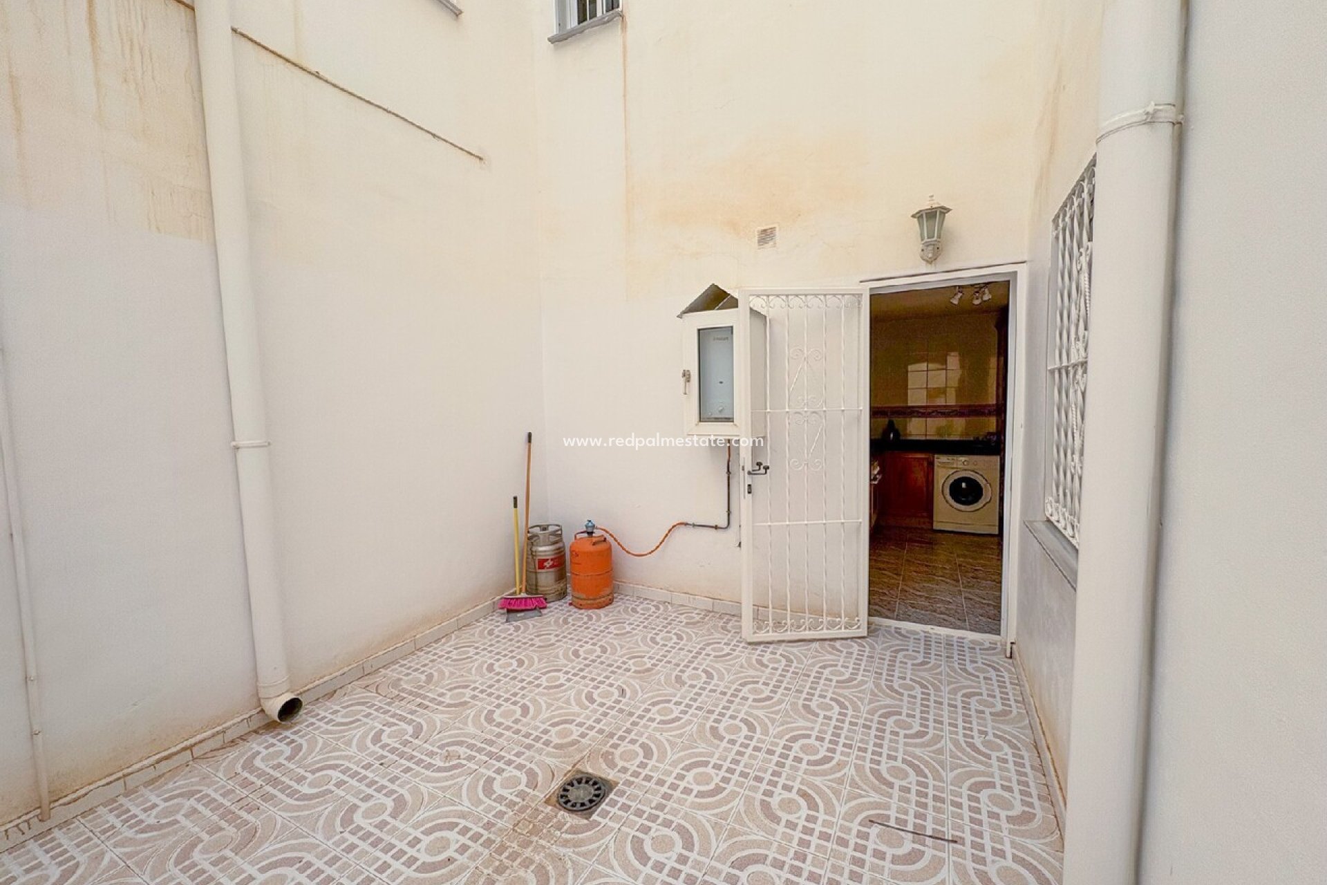 Resale - Apartments -
Orihuela Costa - Villamartín