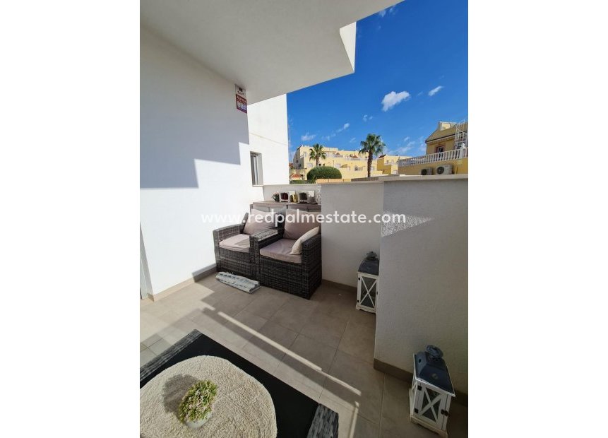 Resale - Apartments -
Orihuela Costa - Villamartín