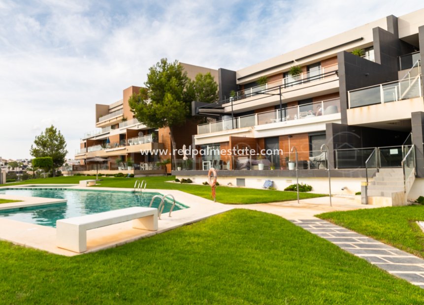 Resale - Apartments -
Orihuela Costa - Villamartín