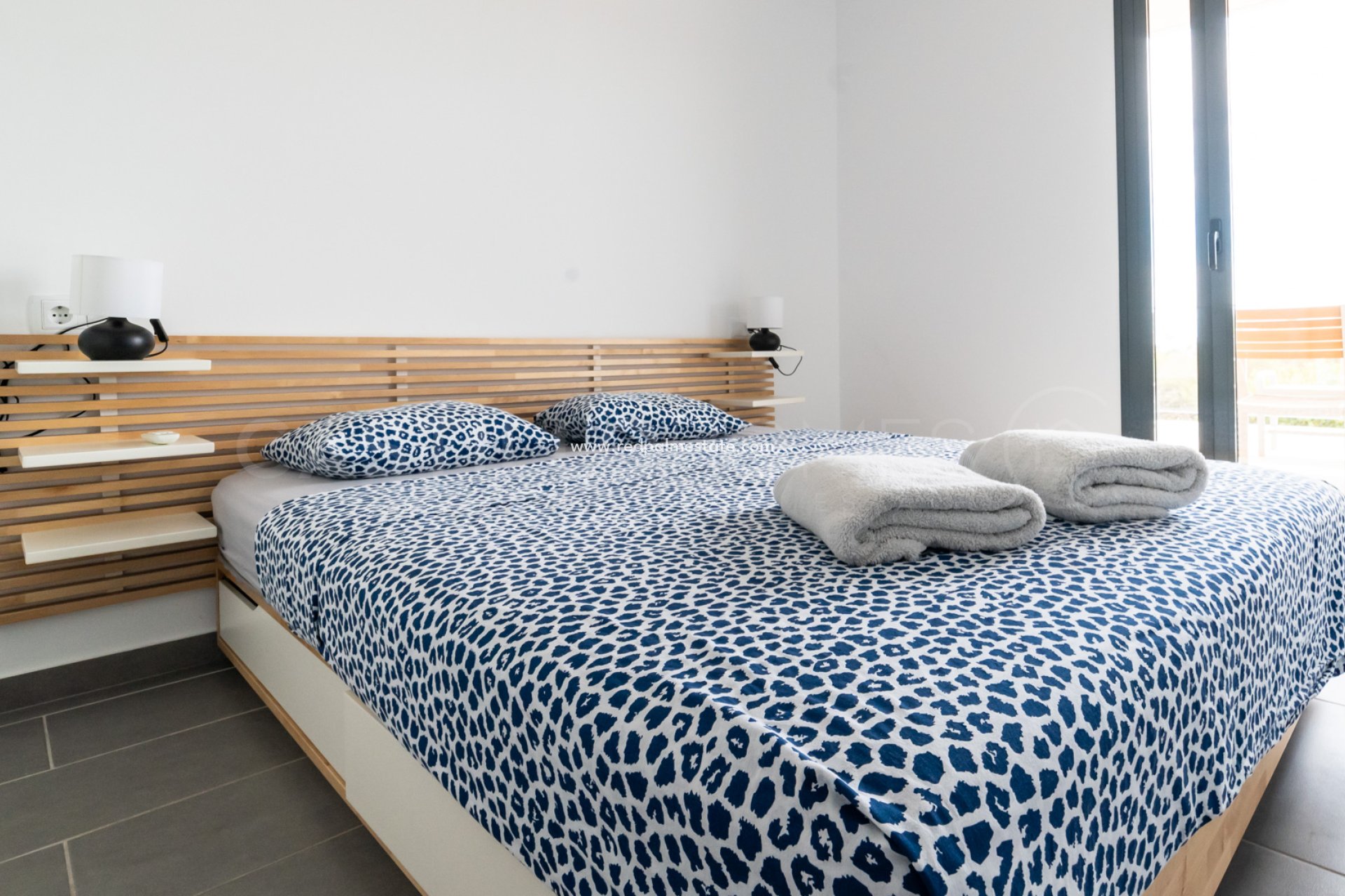 Resale - Apartments -
Orihuela Costa - Villamartín