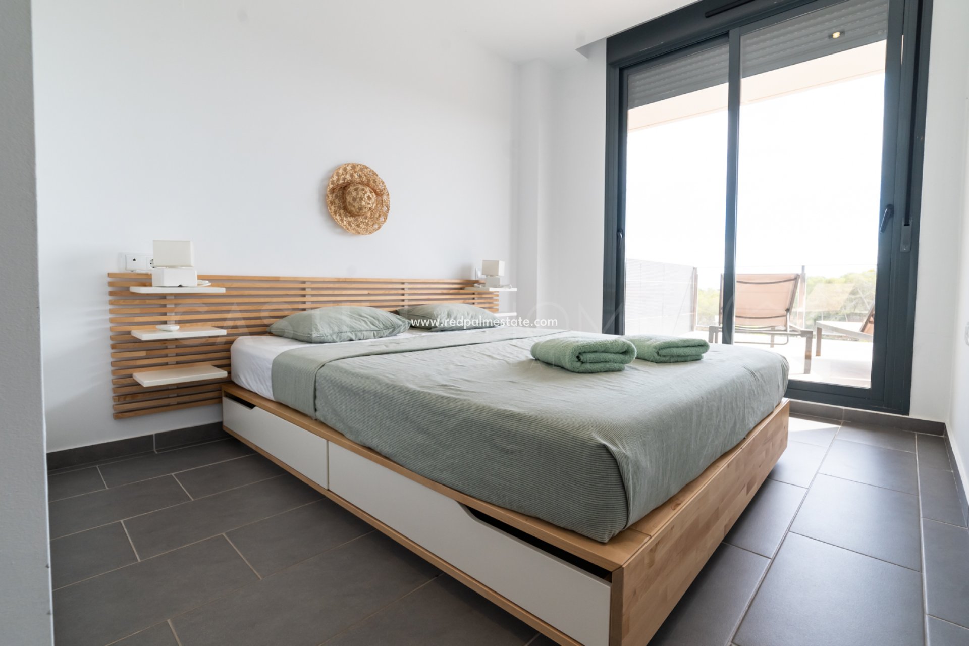 Resale - Apartments -
Orihuela Costa - Villamartín