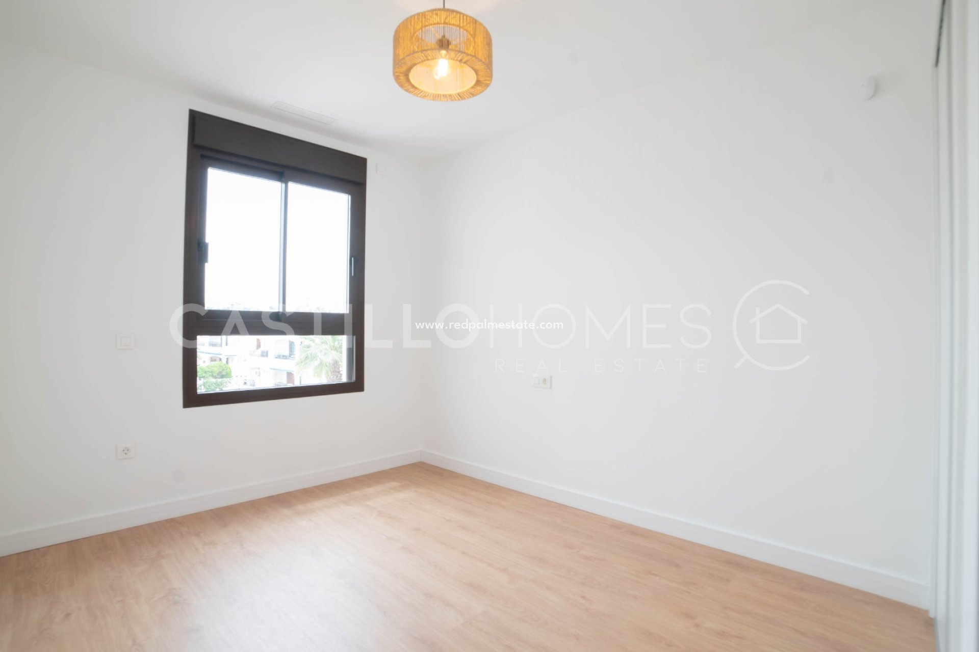 Resale - Apartments -
Orihuela Costa - Villamartín