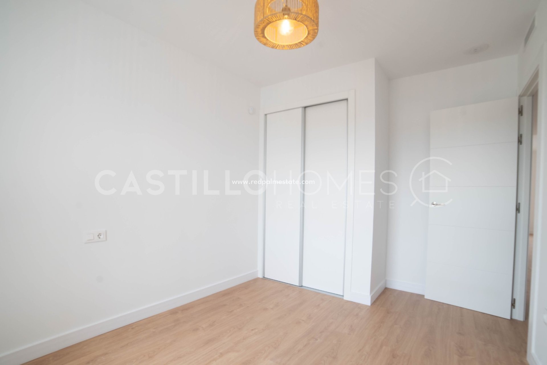 Resale - Apartments -
Orihuela Costa - Villamartín