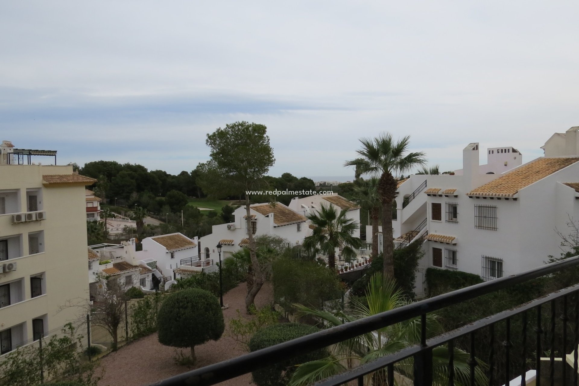 Resale - Apartments -
Orihuela Costa - Villamartín