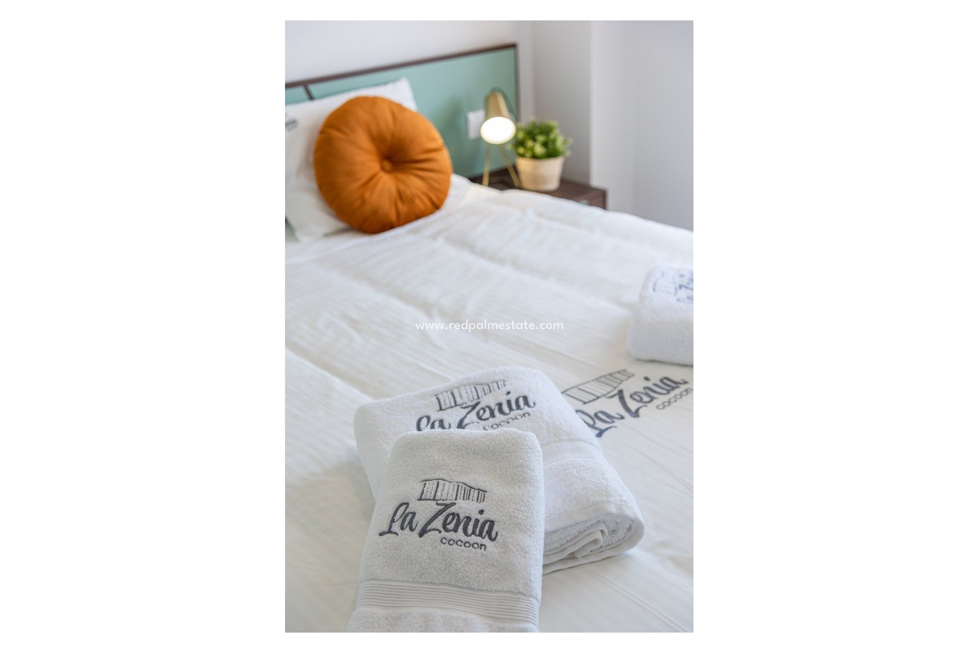 Resale - Apartments -
Orihuela Costa - Villamartín