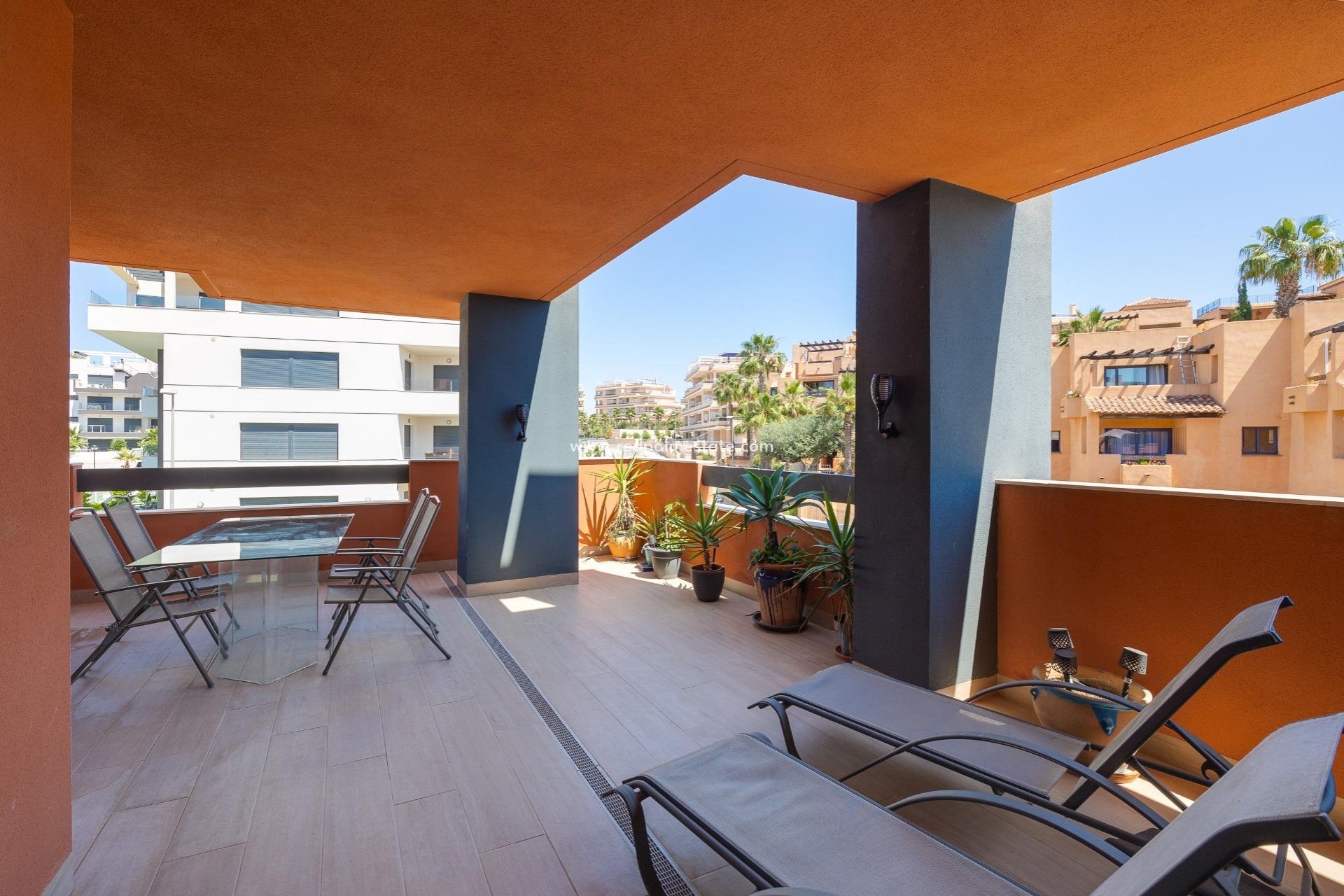 Resale - Apartments -
Orihuela Costa - Villamartín