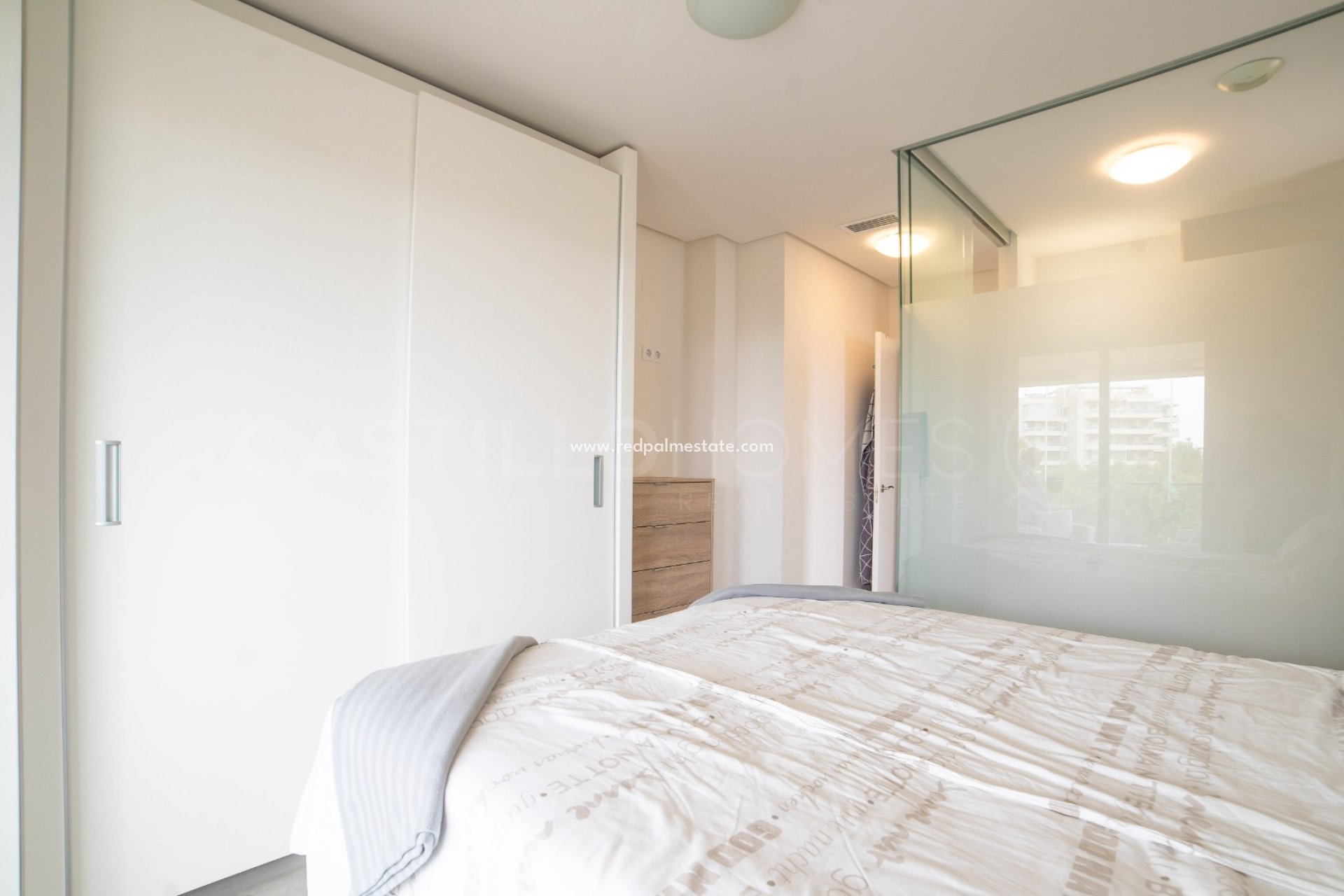 Resale - Apartments -
Orihuela Costa - Villamartín