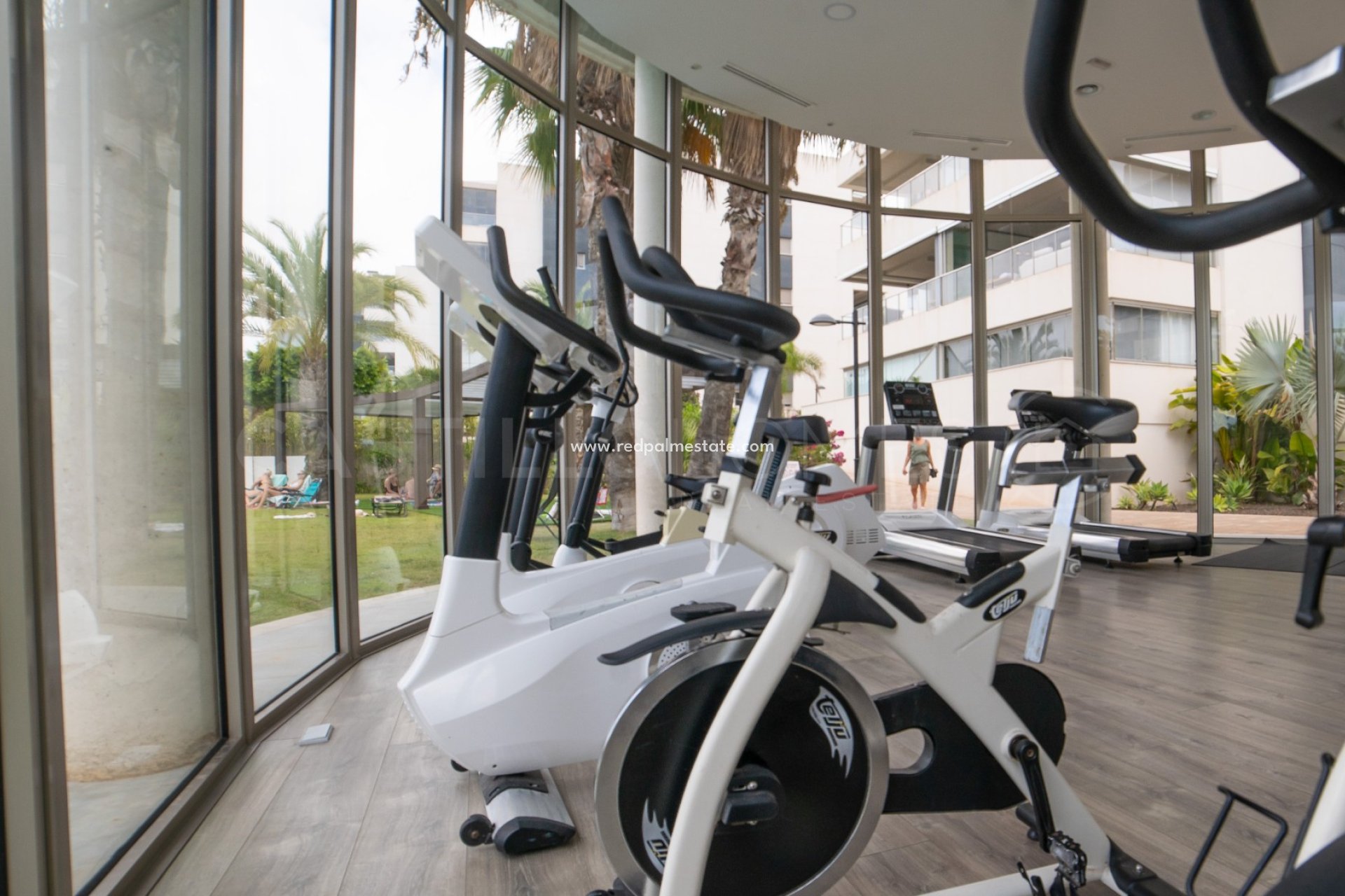 Resale - Apartments -
Orihuela Costa - Villamartín