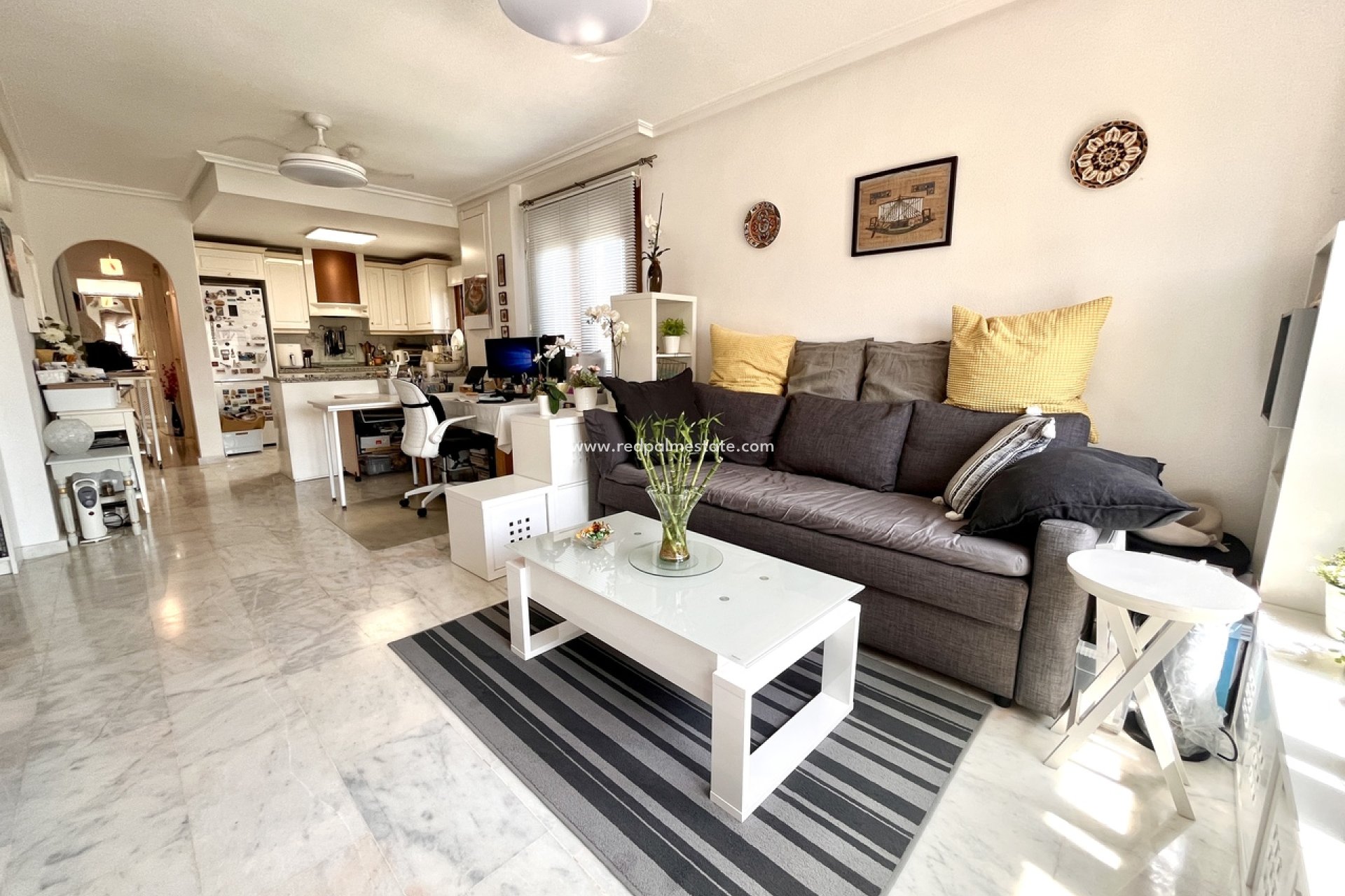 Resale - Apartments -
Orihuela Costa - Villamartín