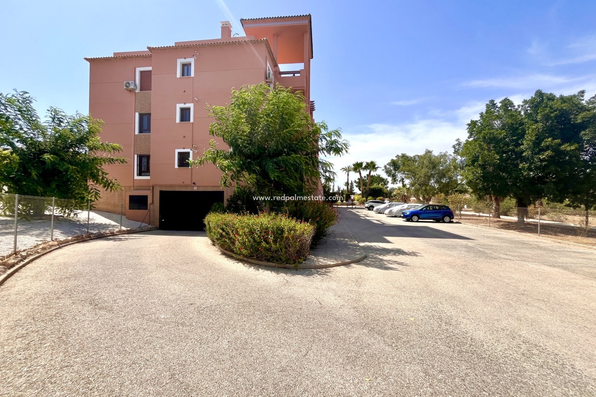 Resale - Apartments -
Orihuela Costa - Villamartín