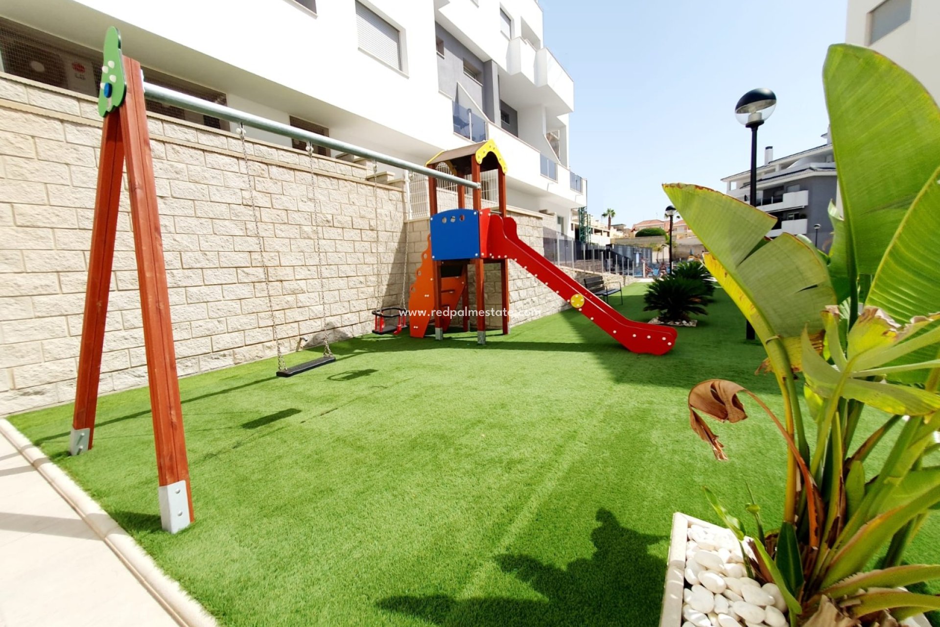 Resale - Apartments -
Orihuela Costa - Villamartín