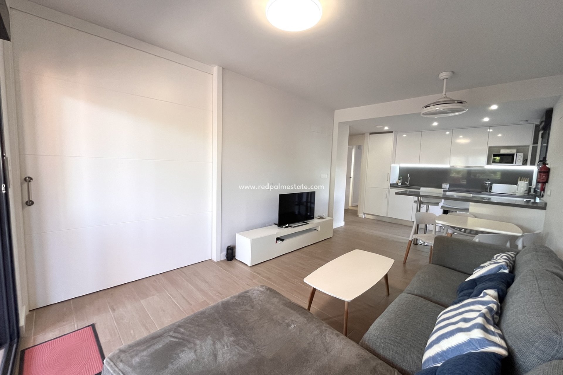 Resale - Apartments -
Orihuela Costa - Villamartín