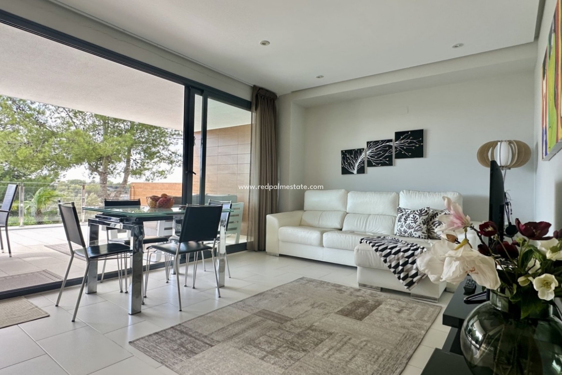 Resale - Apartments -
Orihuela Costa - Villamartín