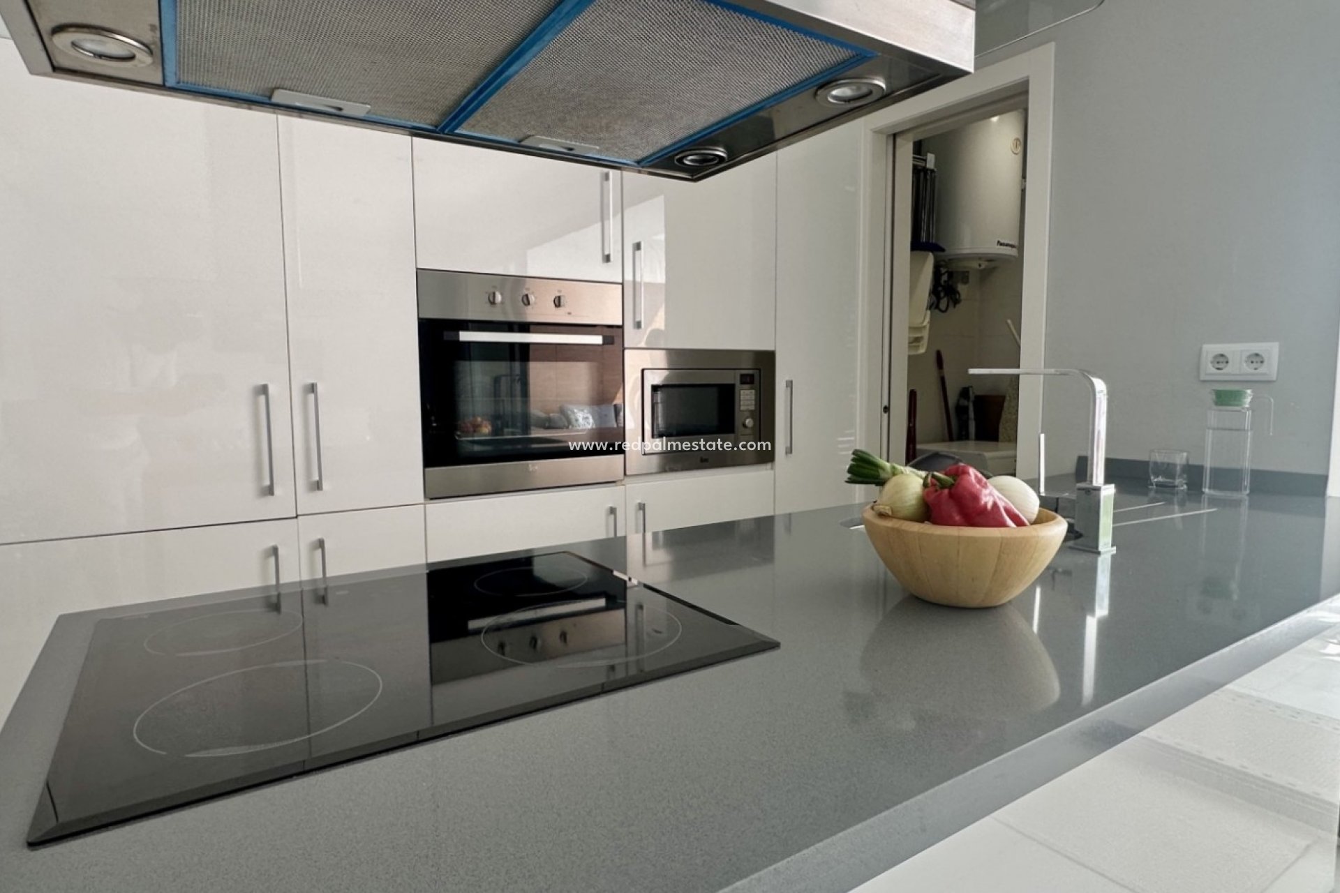 Resale - Apartments -
Orihuela Costa - Villamartín