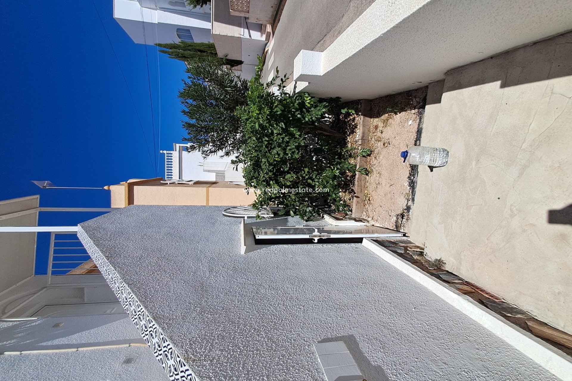 Resale - Apartments -
Orihuela Costa - Villamartín