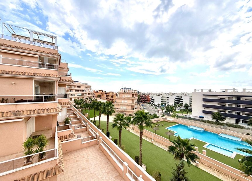 Resale - Apartments -
Orihuela Costa - Villamartín