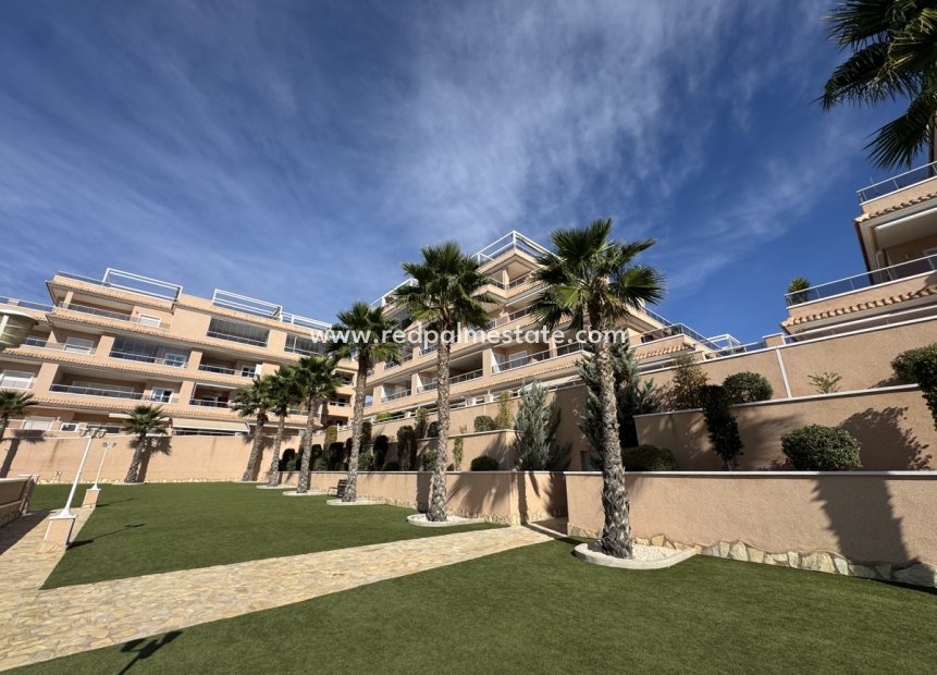 Resale - Apartments -
Orihuela Costa - Villamartín