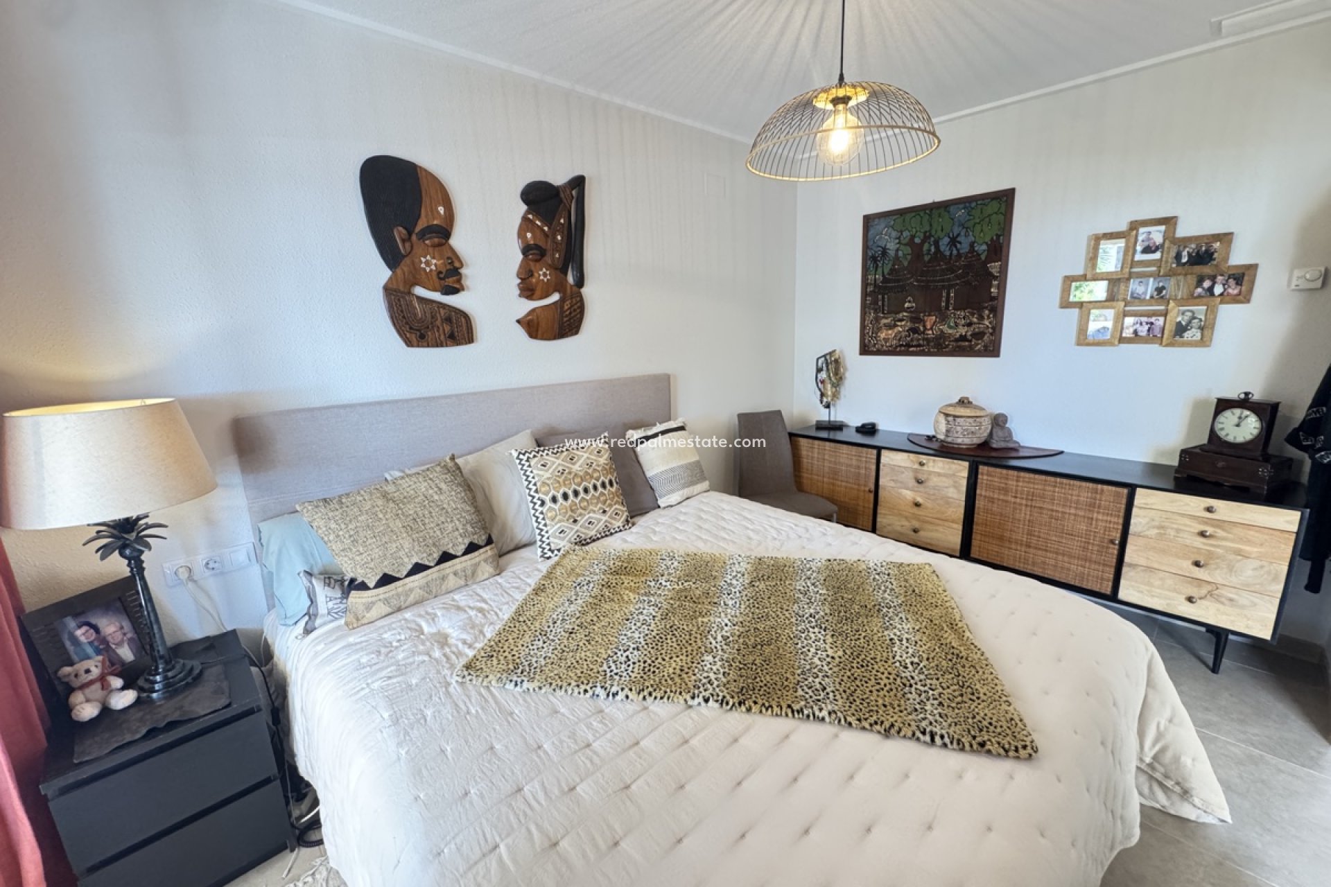 Resale - Apartments -
Orihuela Costa - Villamartín