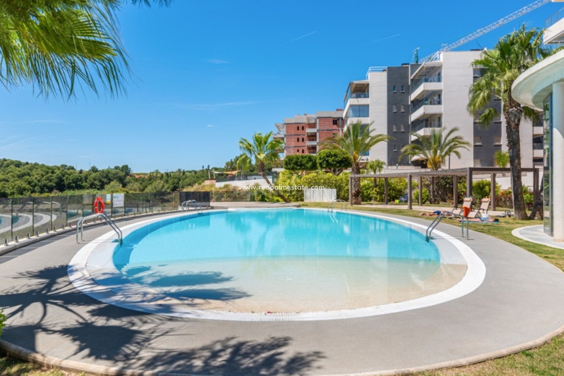 Resale - Apartments -
Orihuela Costa - Villamartín