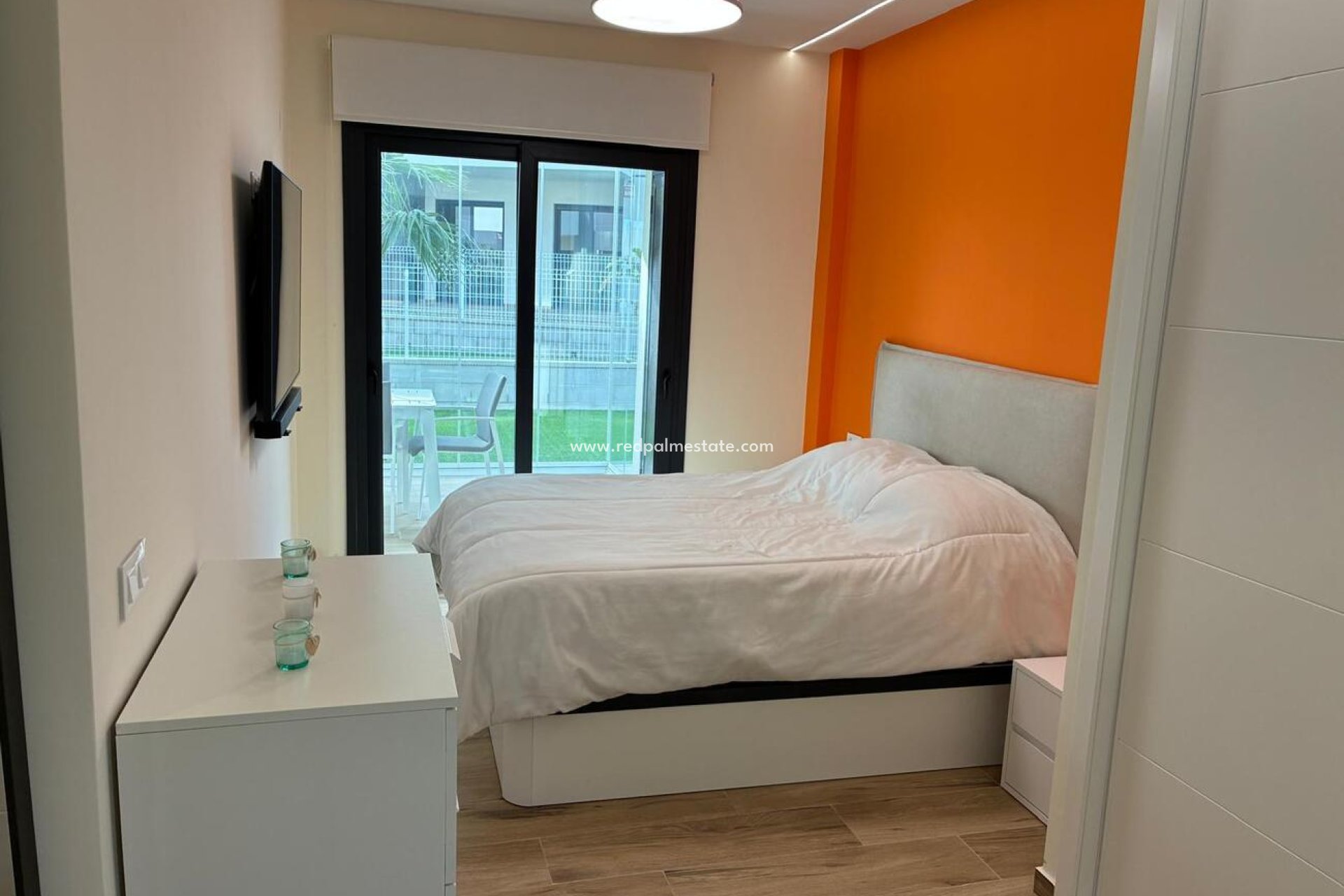 Resale - Apartments -
Orihuela Costa - Villamartín