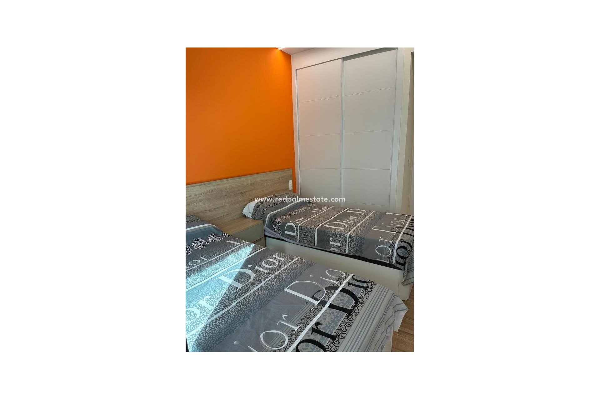 Resale - Apartments -
Orihuela Costa - Villamartín