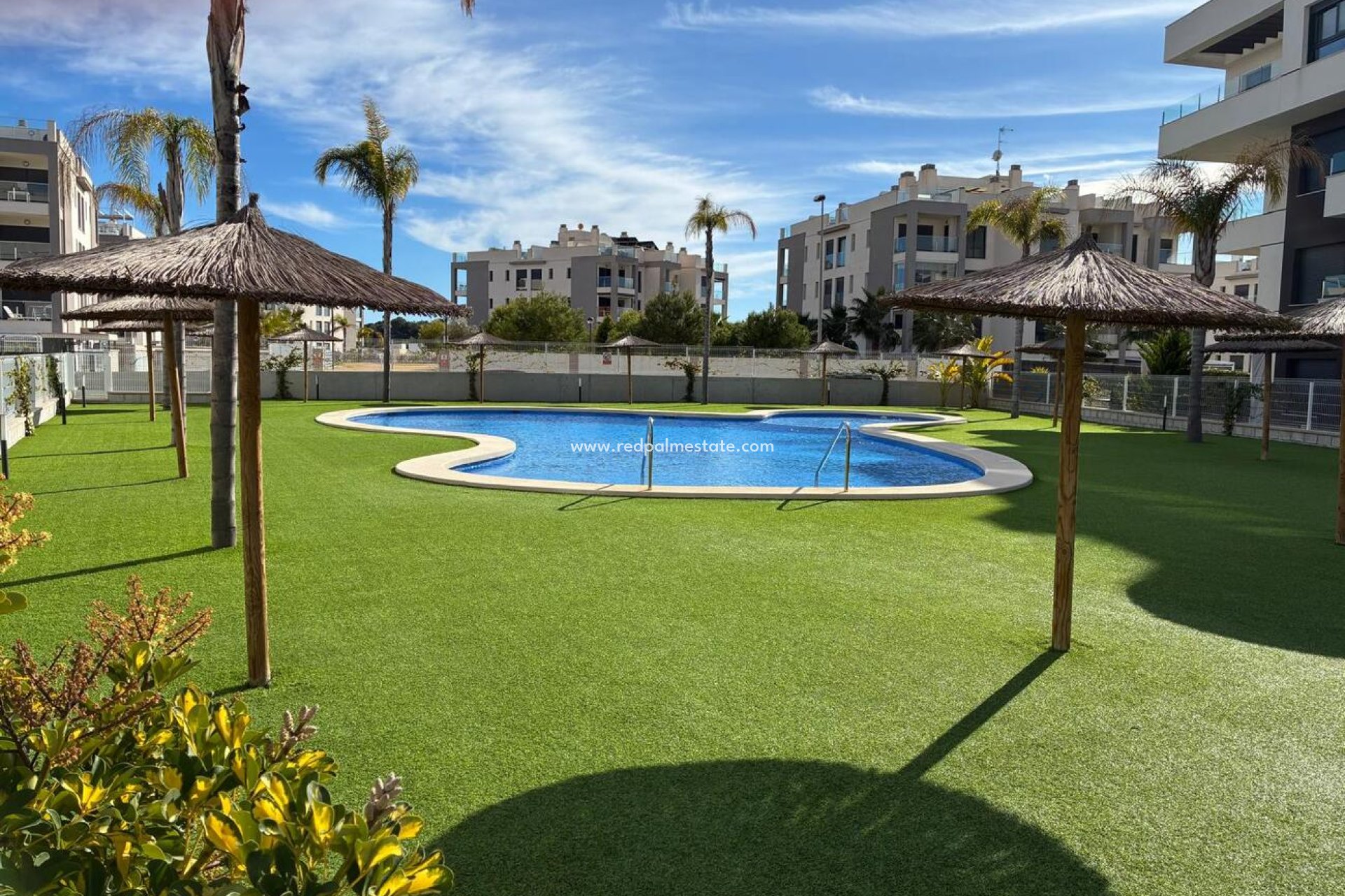 Resale - Apartments -
Orihuela Costa - Villamartín