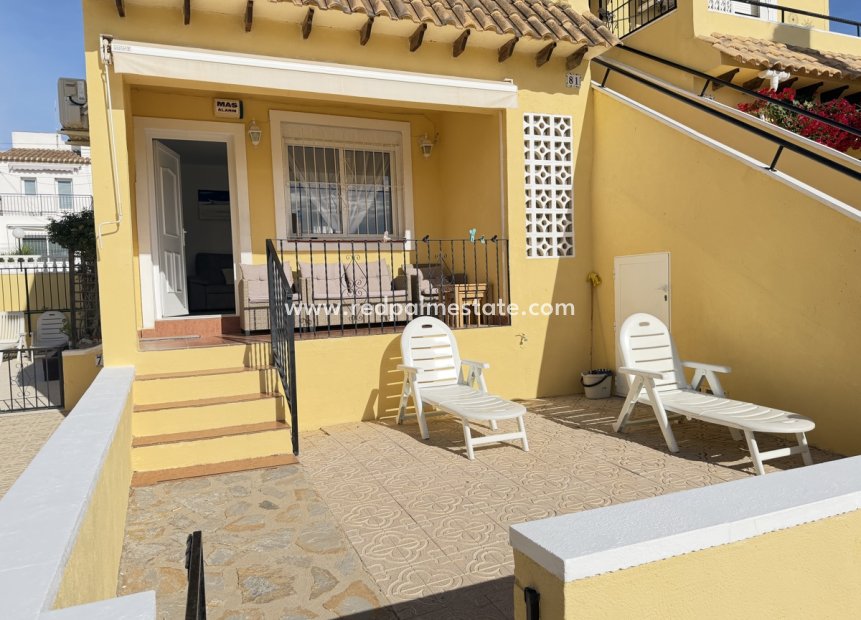 Resale - Apartments -
Orihuela Costa - Villamartín