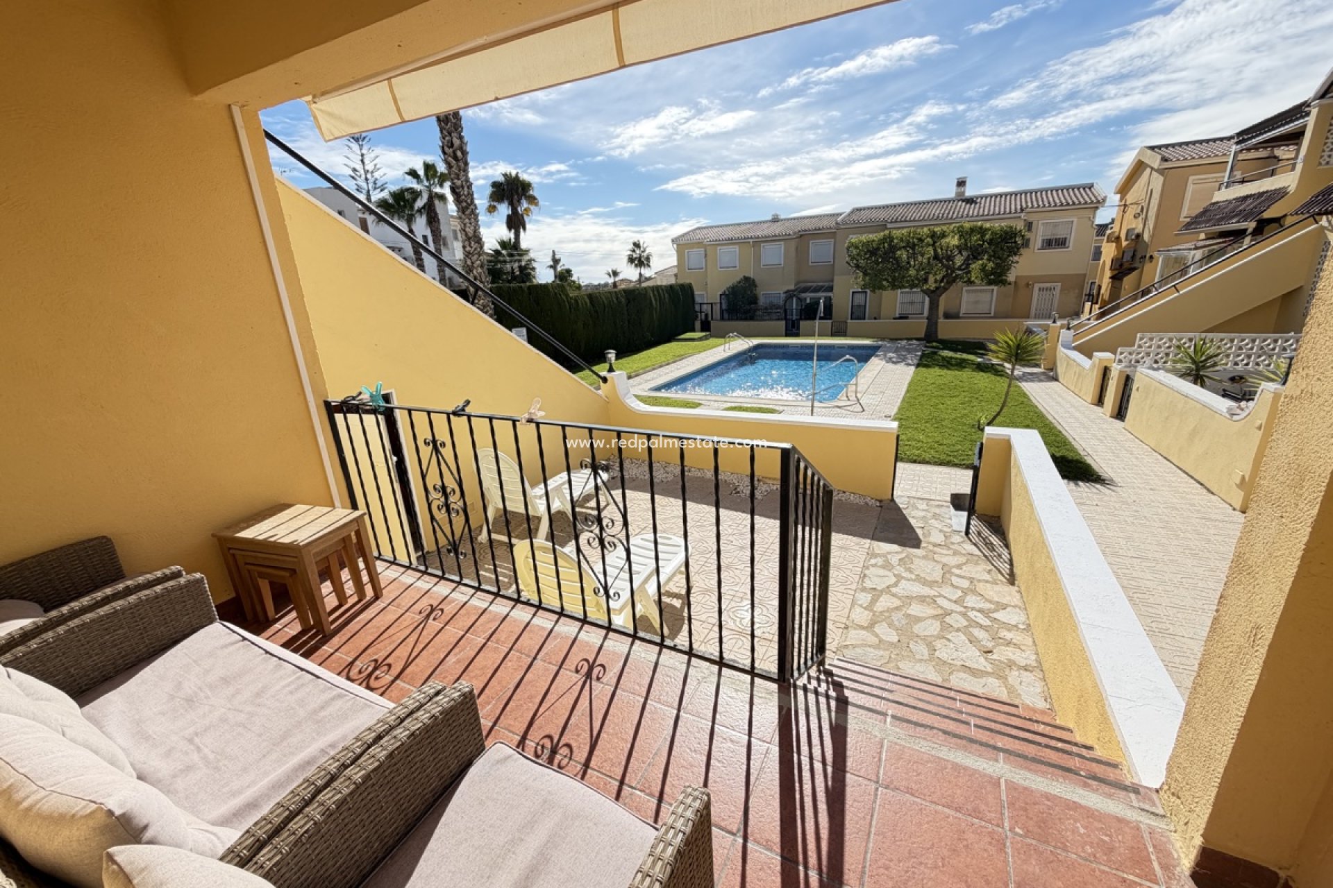 Resale - Apartments -
Orihuela Costa - Villamartín