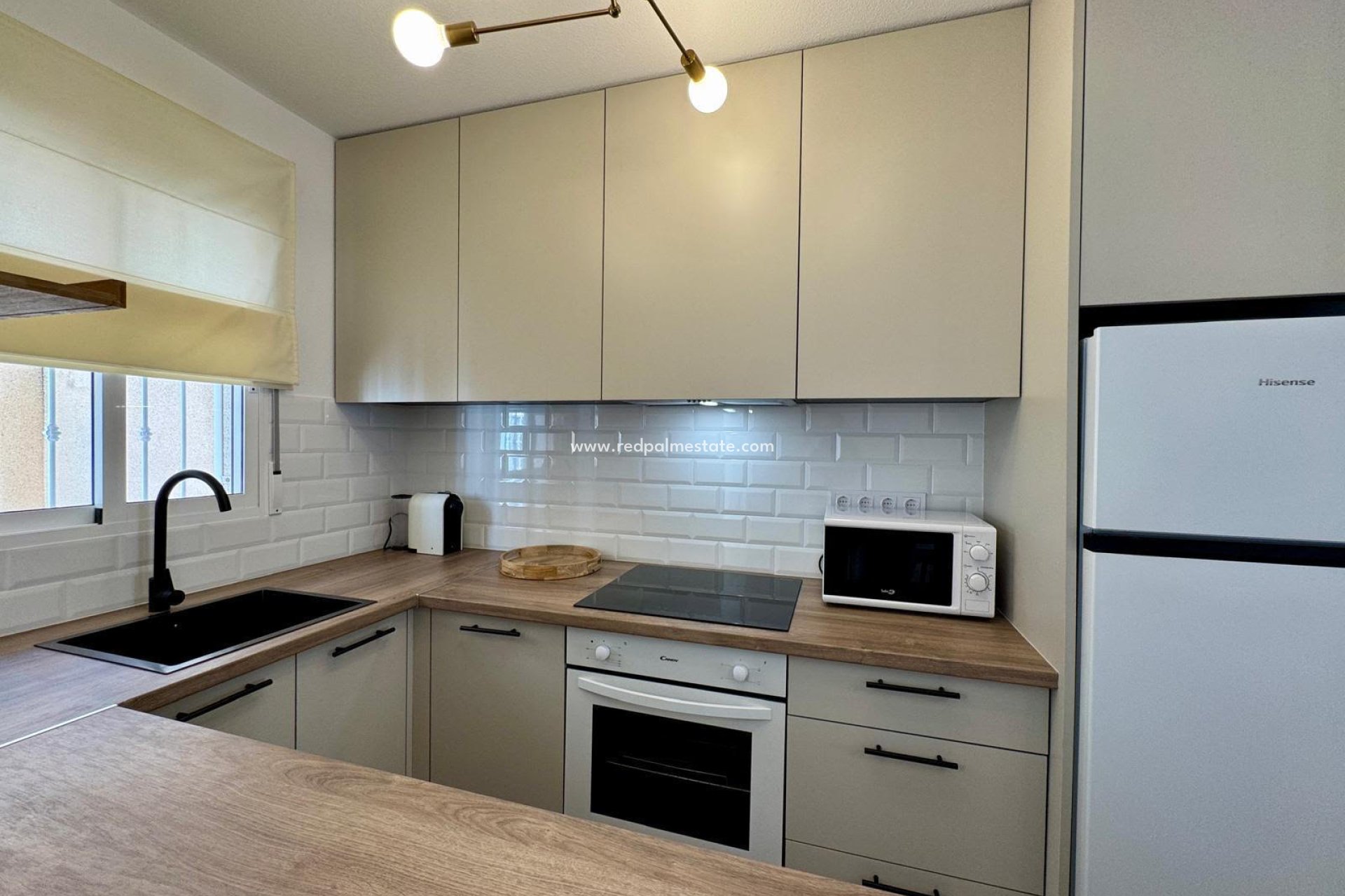 Resale - Apartments -
Orihuela Costa - Villamartín