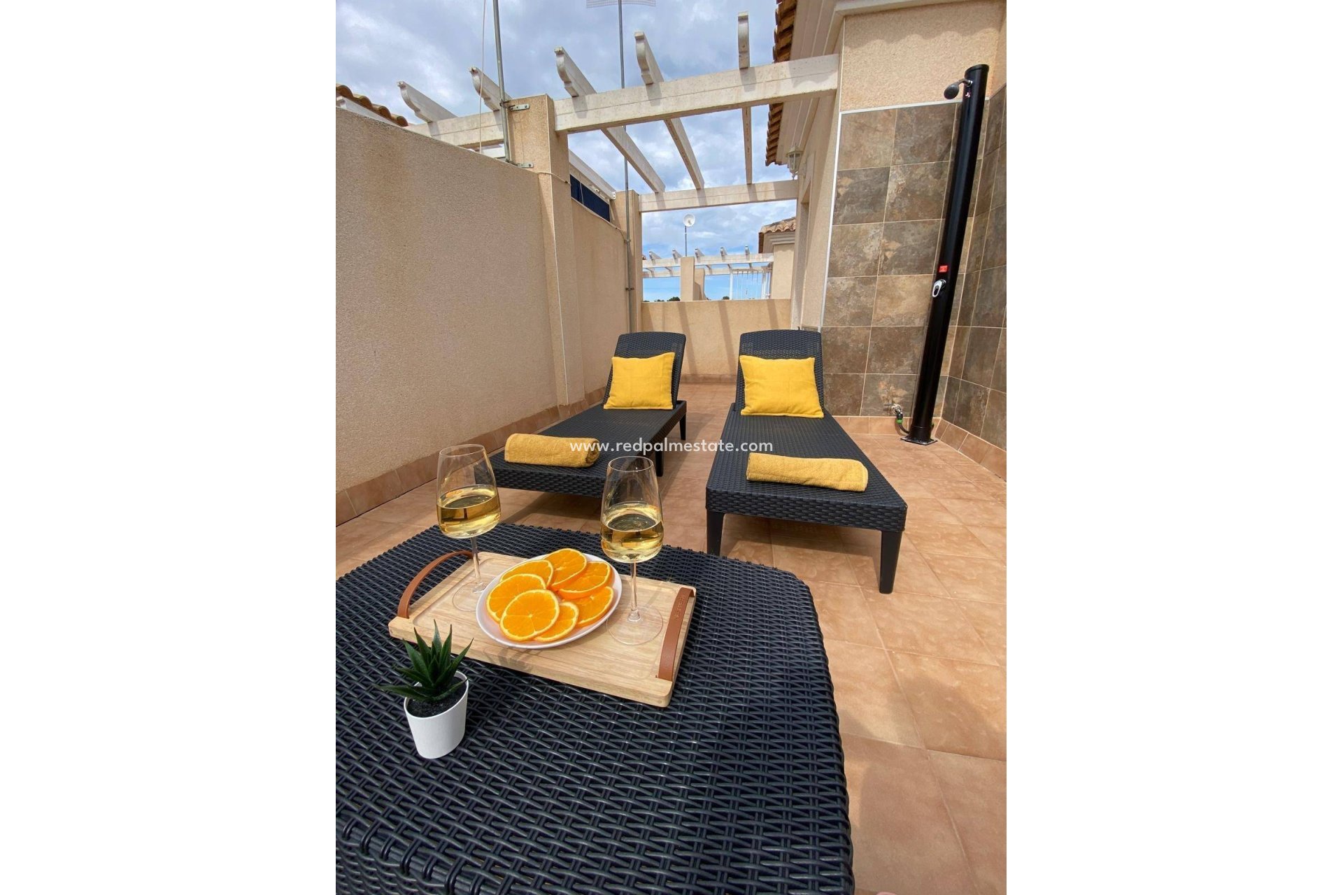 Resale - Apartments -
Orihuela Costa - Villamartín