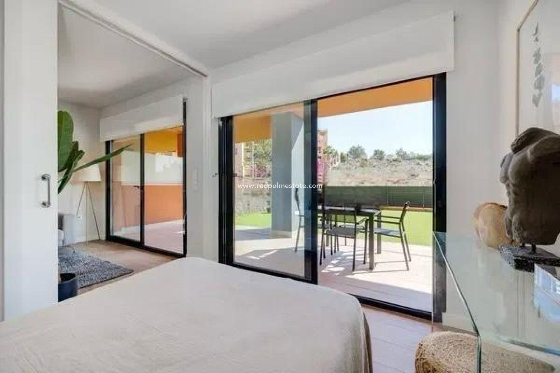Resale - Apartments -
Orihuela Costa - Villamartín