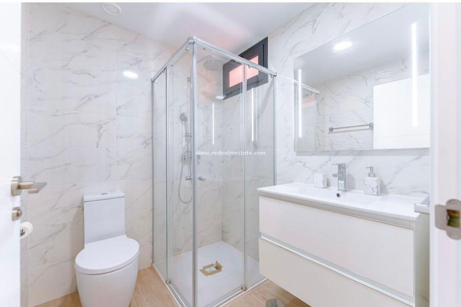 Resale - Apartments -
Orihuela Costa - Villamartín