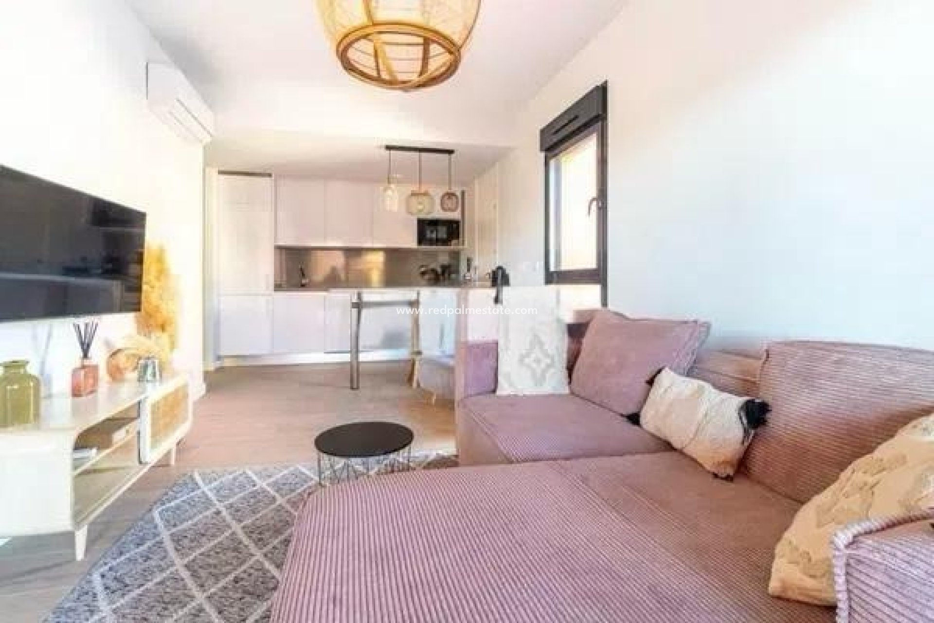 Resale - Apartments -
Orihuela Costa - Villamartín