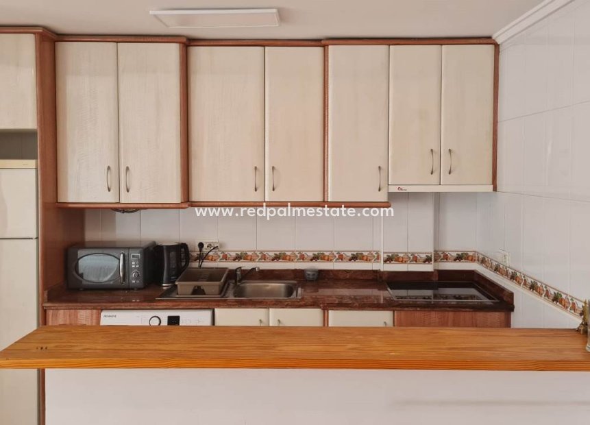 Resale - Apartments -
Orihuela Costa - Villamartín