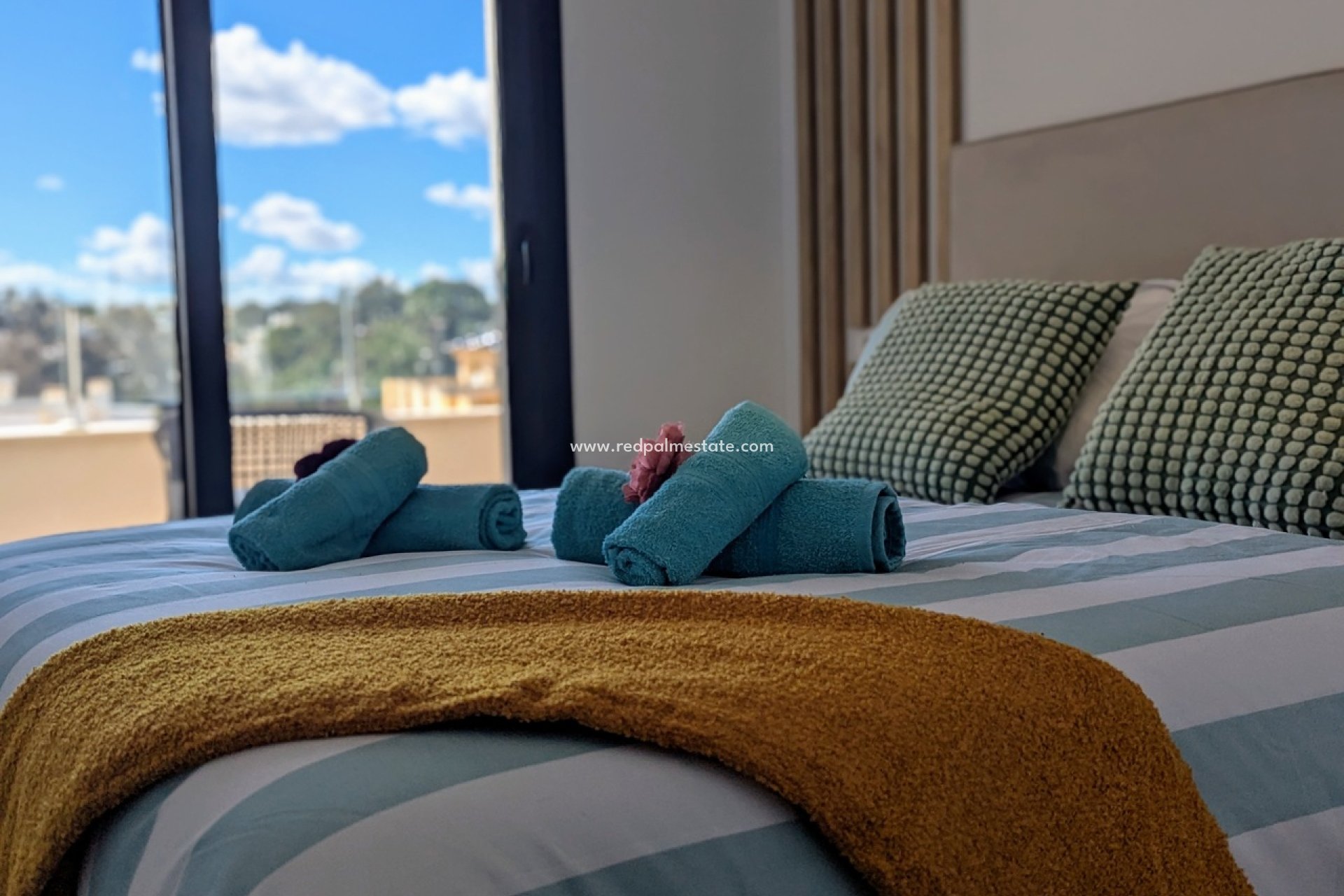 Resale - Apartments -
Orihuela Costa - Villamartín