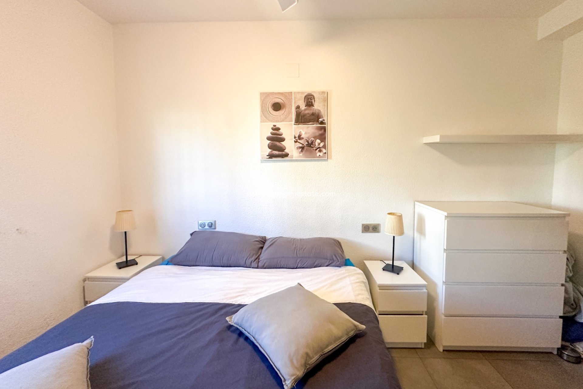 Resale - Apartments -
Orihuela Costa - Villamartín